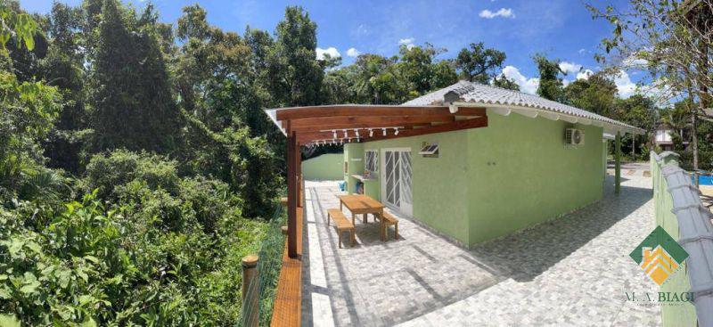 Casa com 2 quartos, 373m2m², à venda em Bertioga, Guaratuba - M.A. Biagi Corretora de Imóveis