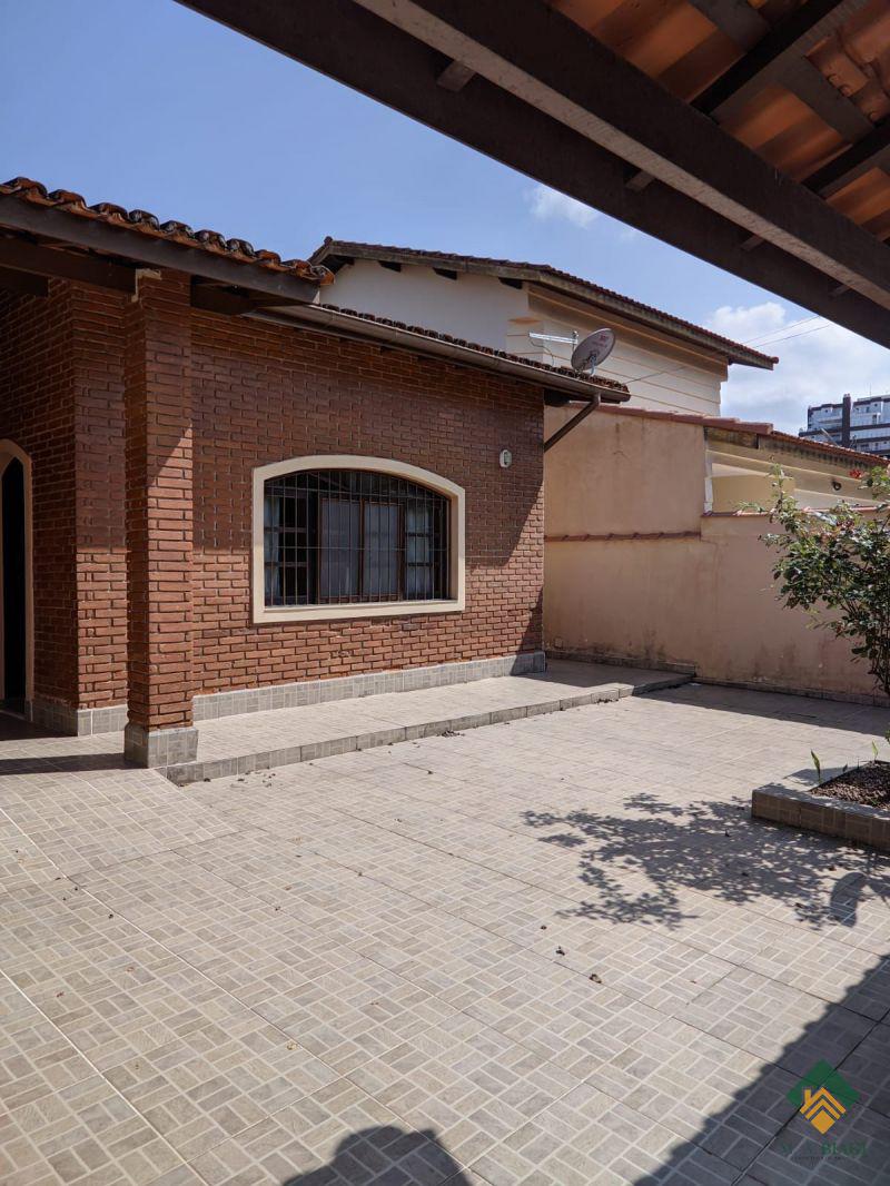 Casa com 3 quartos, 200m², à venda em Bertioga, Centro - M.A. Biagi Corretora de Imóveis