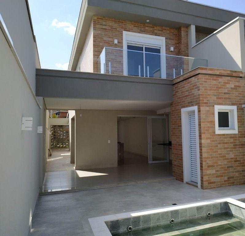 Casa, 4 quartos, 220 m² - Foto 1