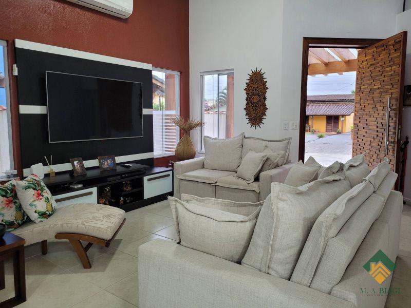 Casa, 3 quartos, 270 m² - Foto 4