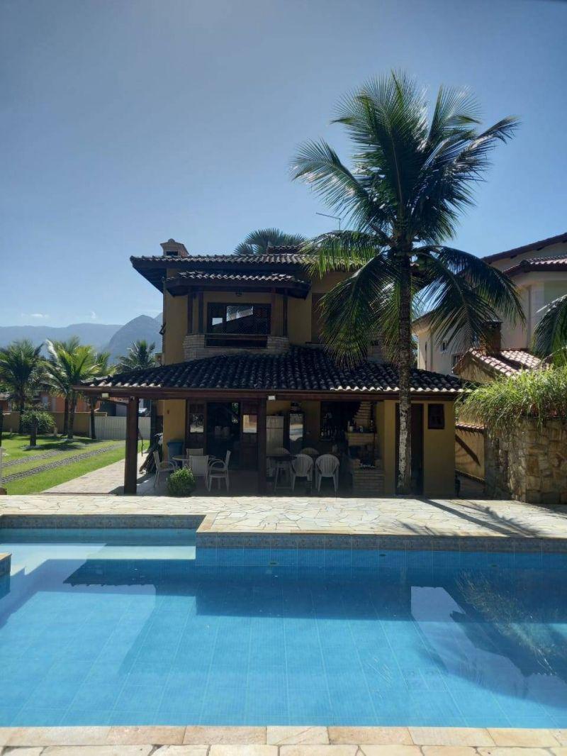 Casa à venda com 4 quartos, 1008m² - Foto 1